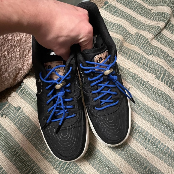 Men’s Nike Air Force 1’s - Picture 2 of 2